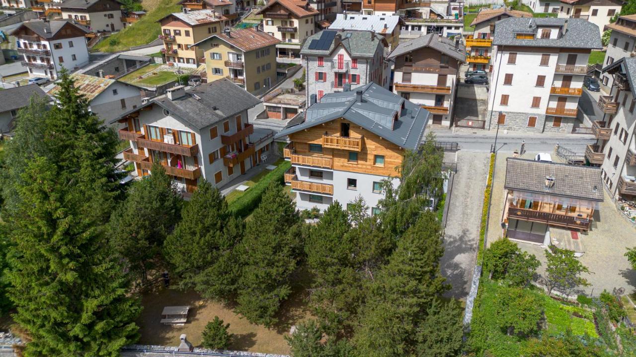 La casa di Armando Aparthotel Bormio Bagian luar foto