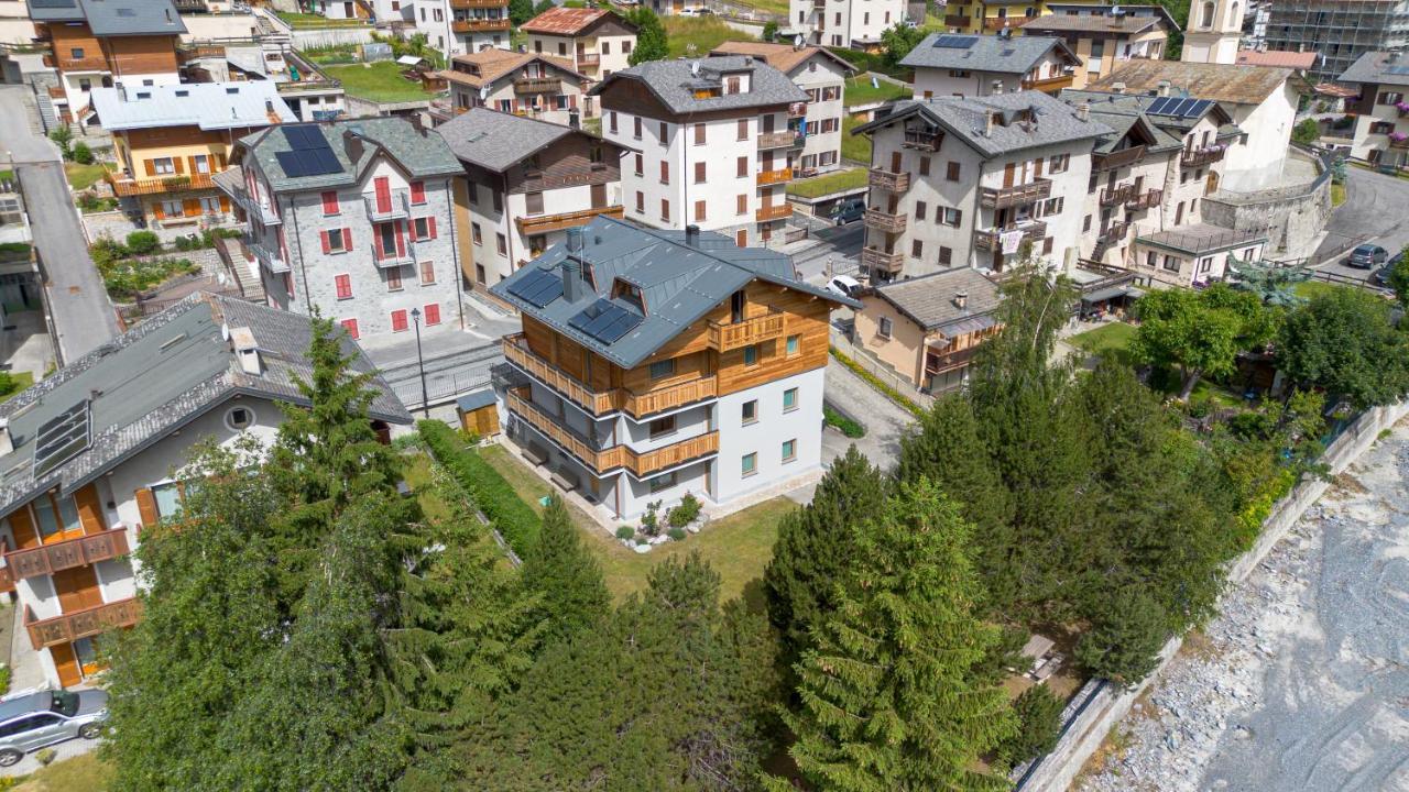 La casa di Armando Aparthotel Bormio Bagian luar foto