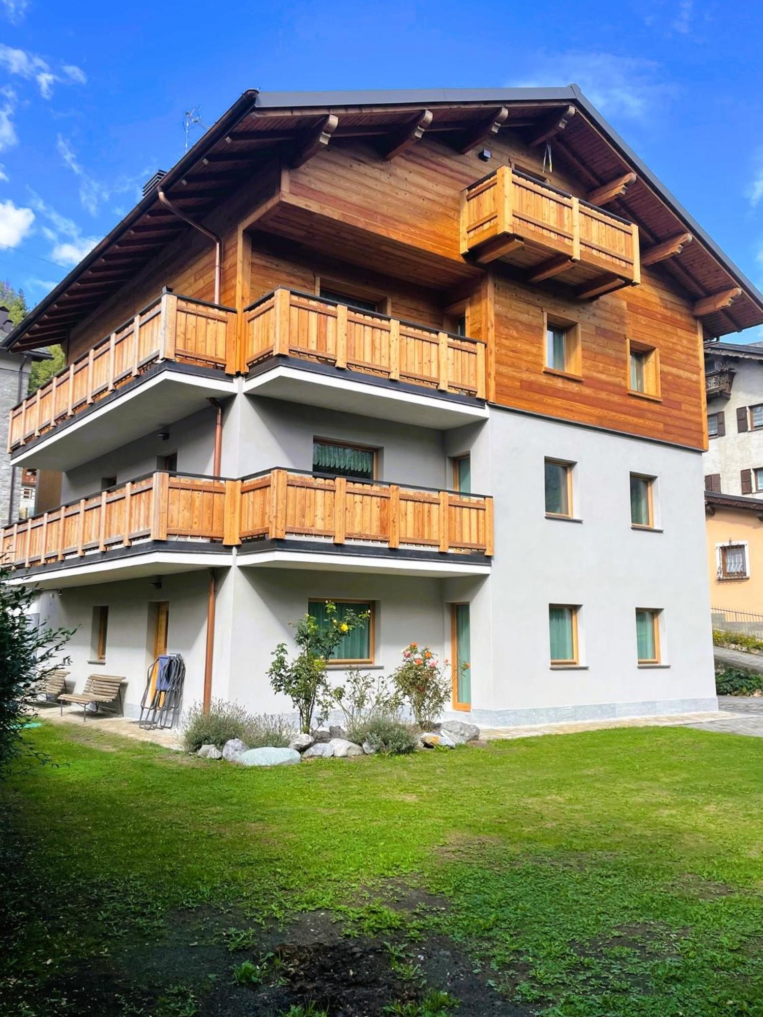 La casa di Armando Aparthotel Bormio Bagian luar foto